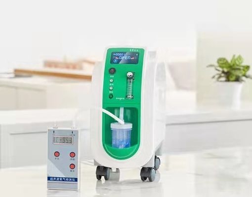 Concentrador portátil médico 3L del oxígeno usado en hospitales y hogares
